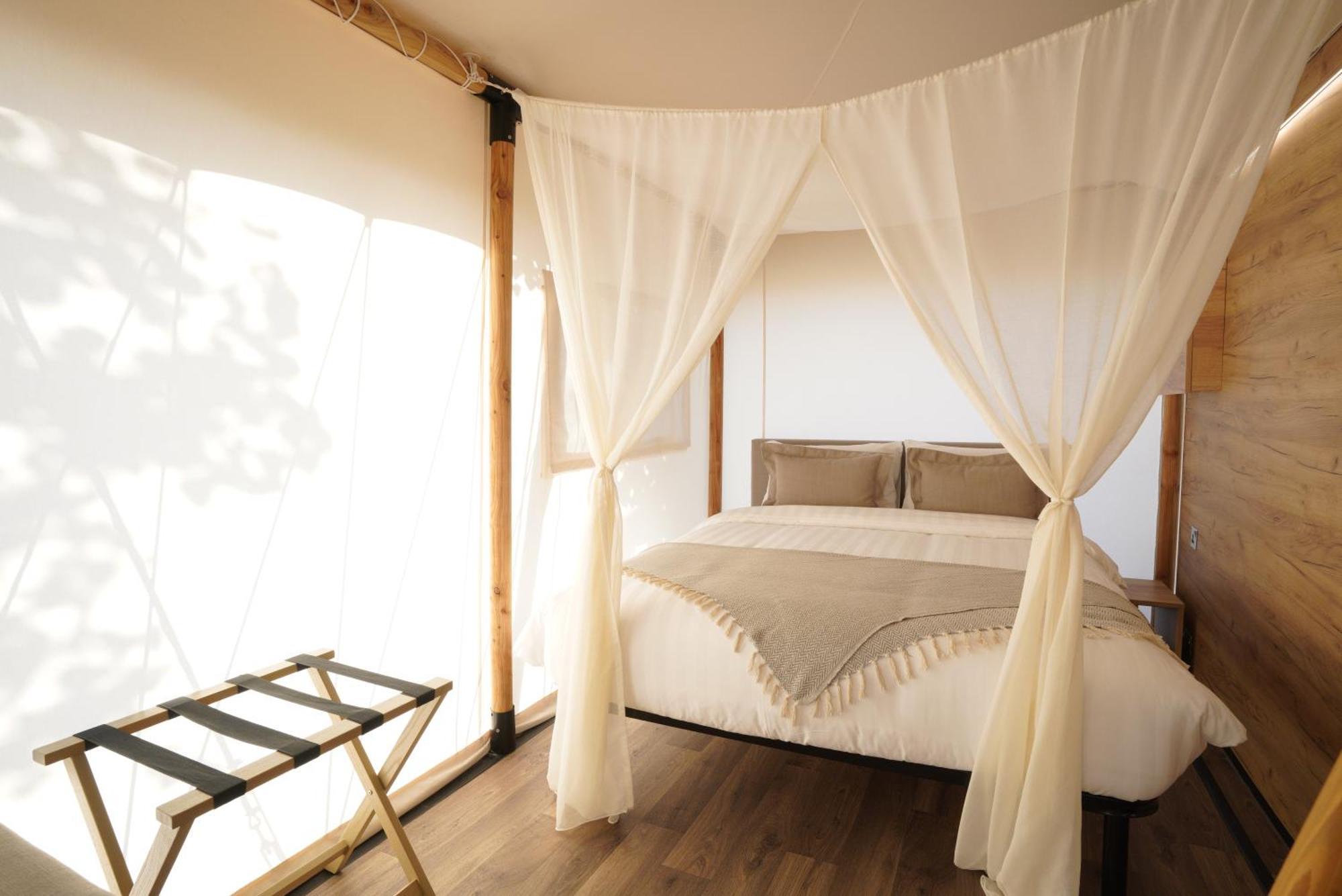 Bab Al Nojoum Hudayriyat Villas 아부다비 객실 사진