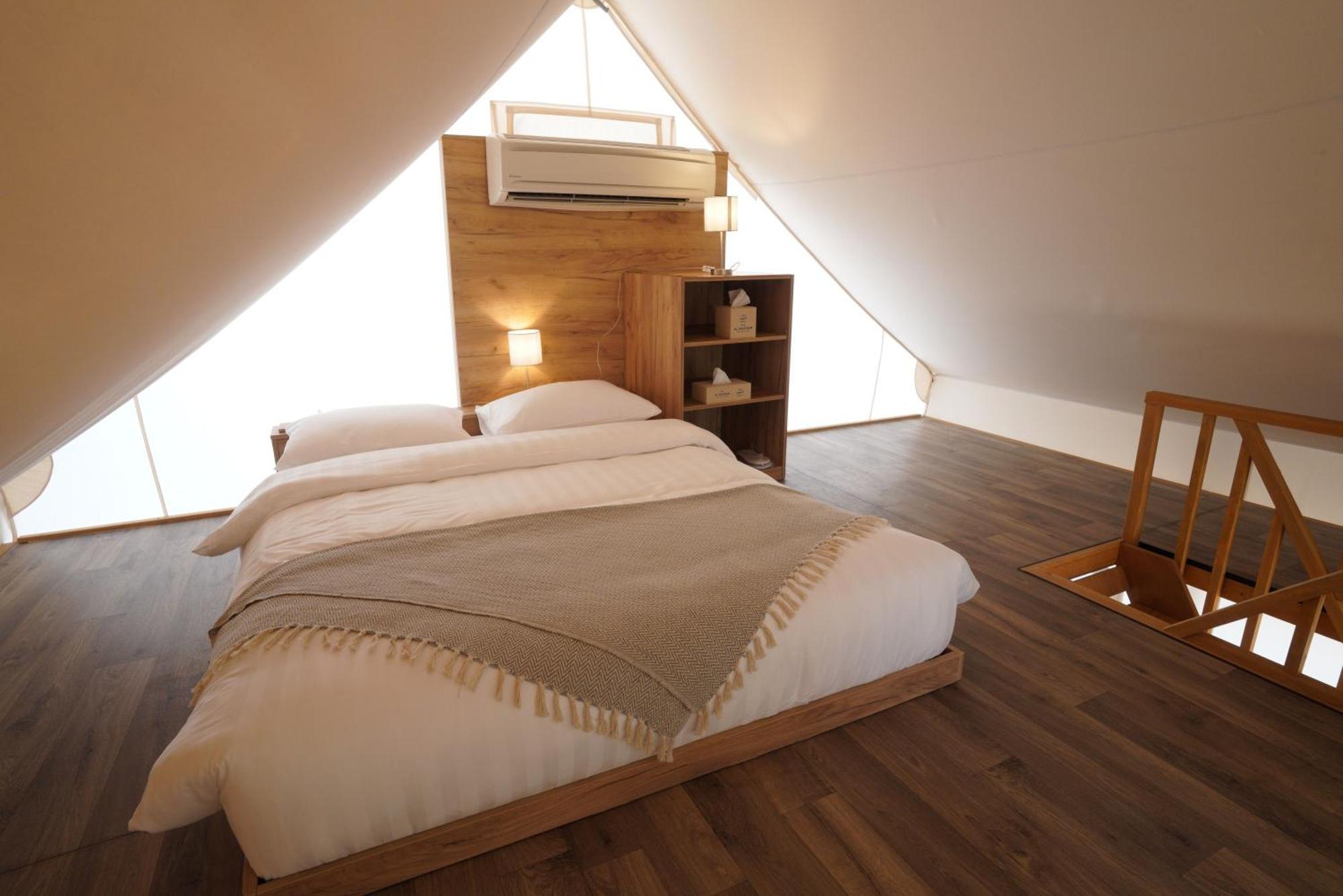 Bab Al Nojoum Hudayriyat Villas 아부다비 객실 사진
